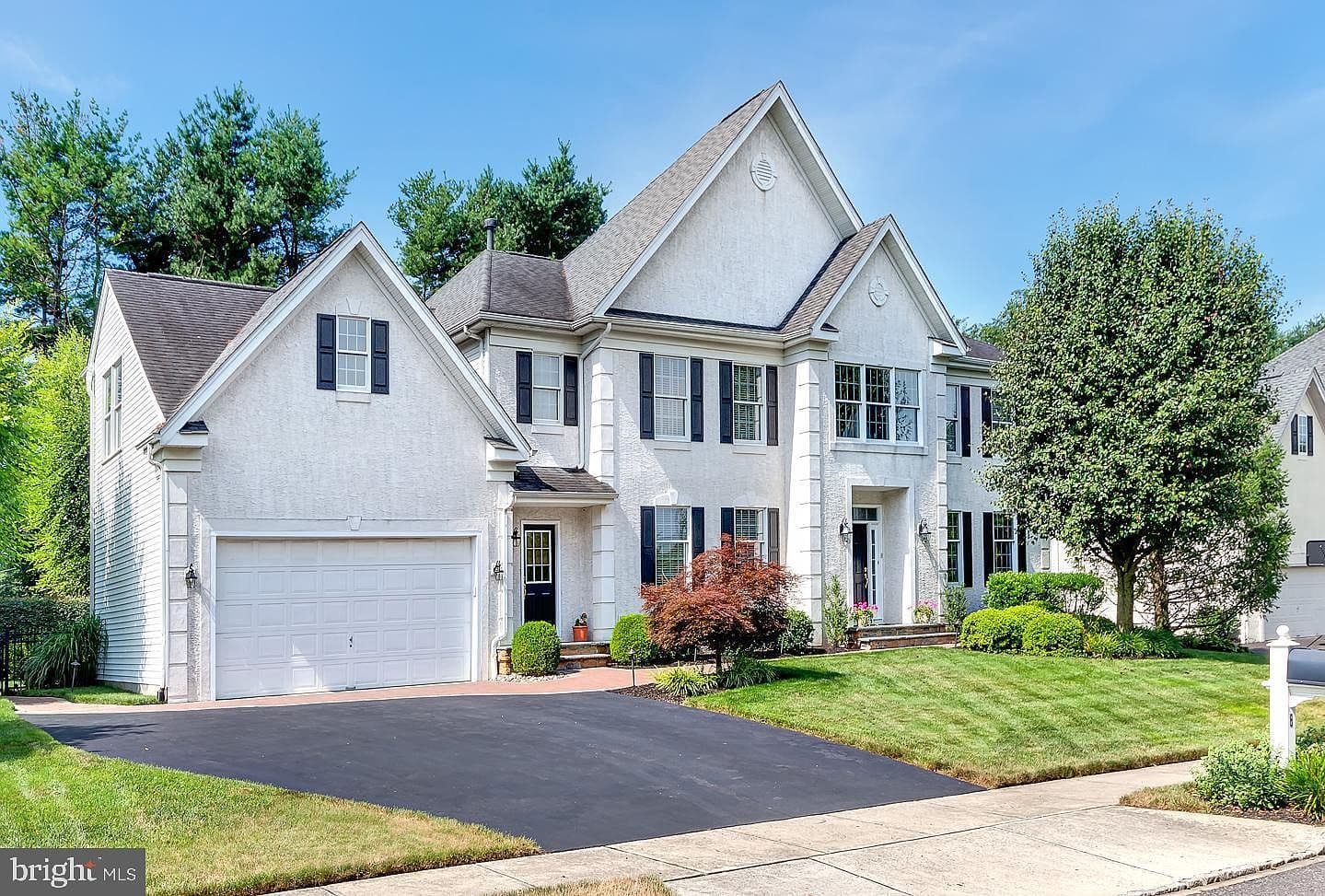 Home built by Dunn Squared at 8 SHEFFIELD DR