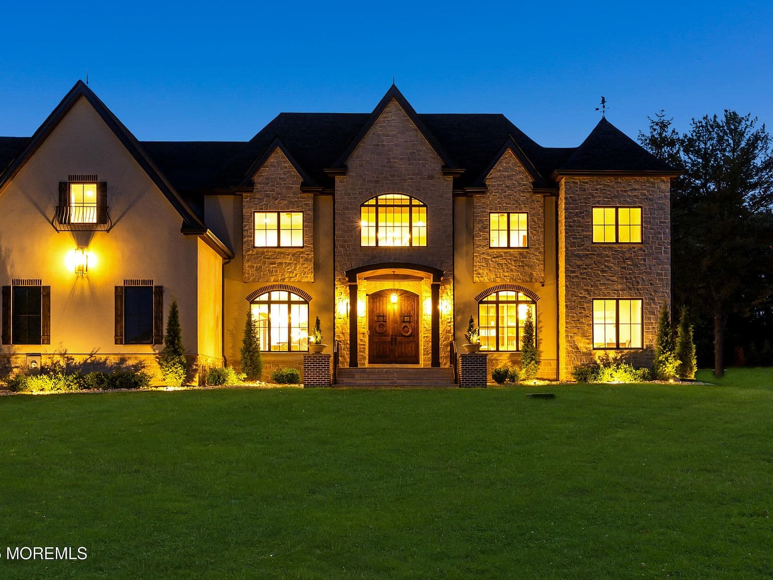 Home built by John Kling Custom Homes at 1 PREAKNESS WAY