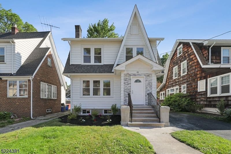 Home built by Leonard Developers & Son at 81 WOODBINE AVE