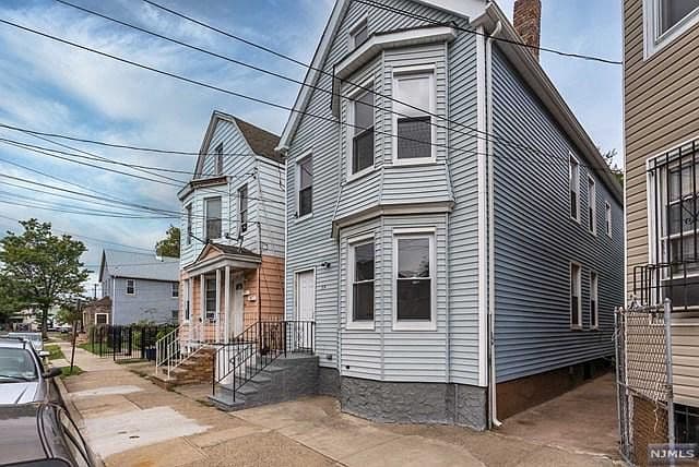 Home built by M&M Development at 59 KENT ST