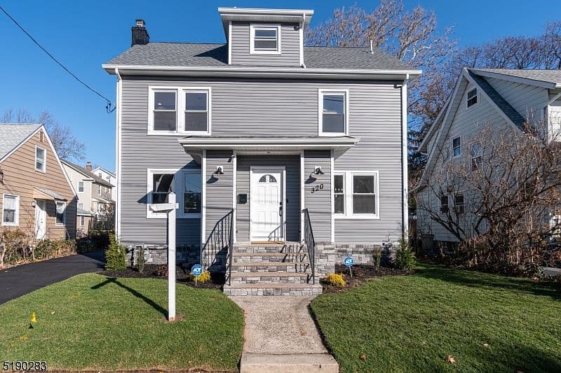 Home built by OES Properties at 320 PARK AVE