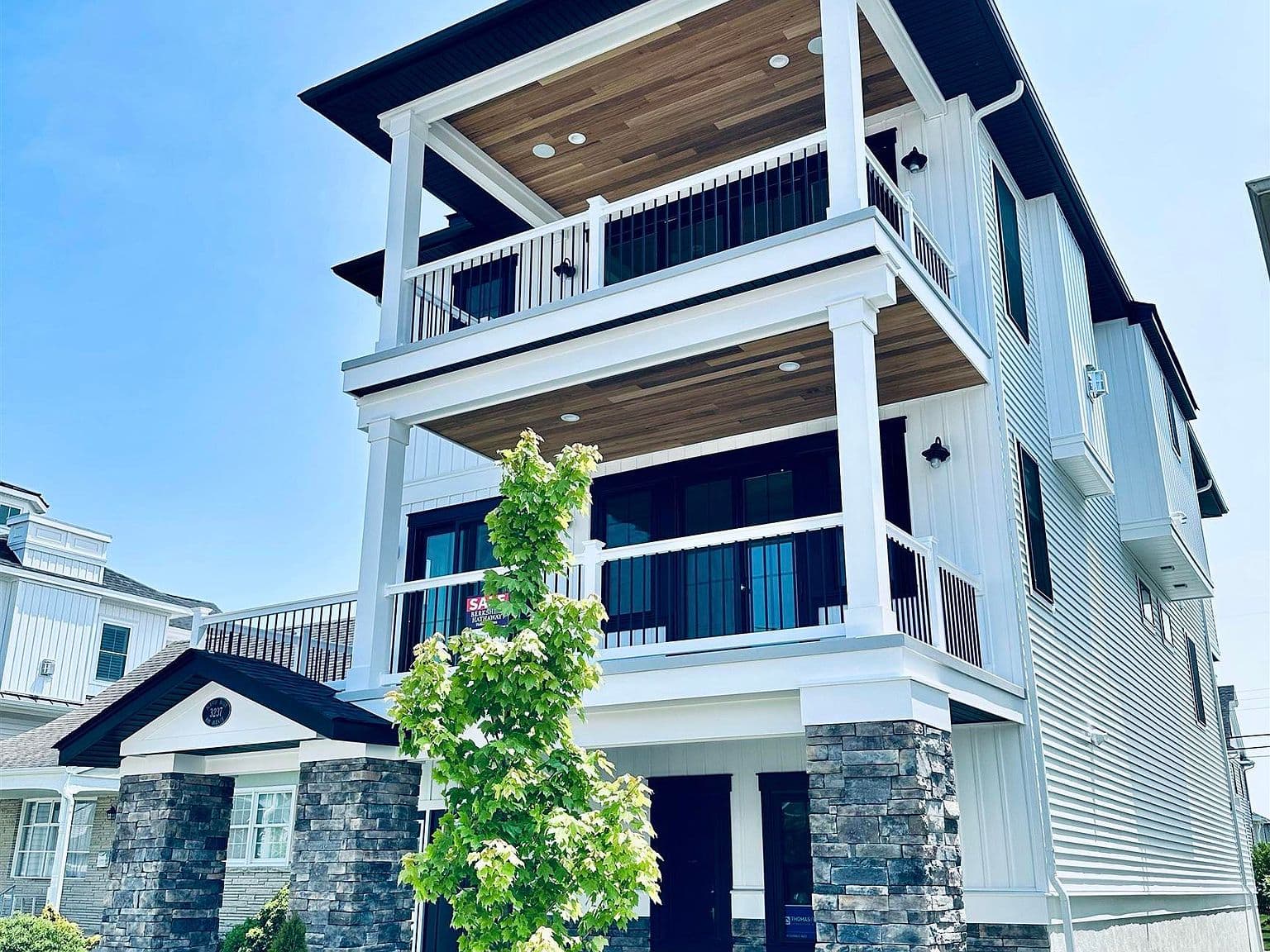 Home built by Scafisi at 3237 BAY AVE