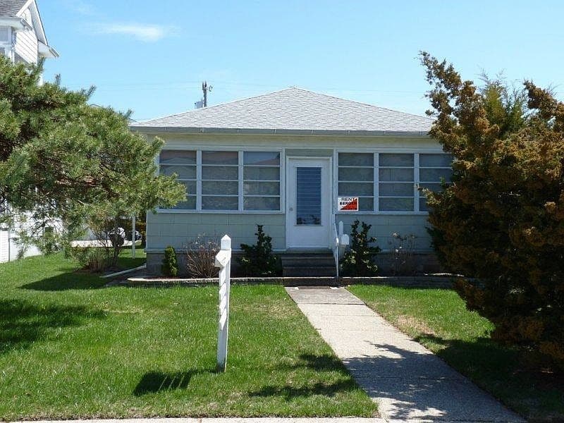 Home built by Scafisi at 2209 HAVEN AVE