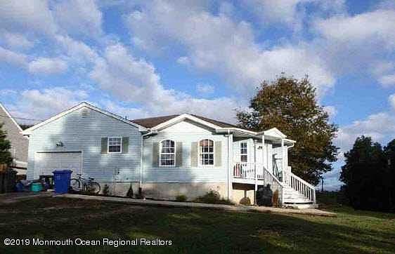Home built by Sunset Shore Properties at 912 DELTA LN
