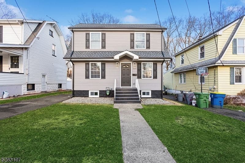 Home built by Tunison Home Improvement at 535 WHEATSHEAF RD