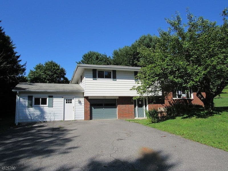 Home built by LAVI at 553 BRASS CASTLE RD