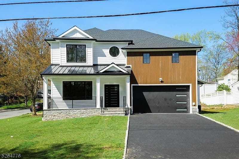 Home built by SM Builders at 41 ASHWOOD DR