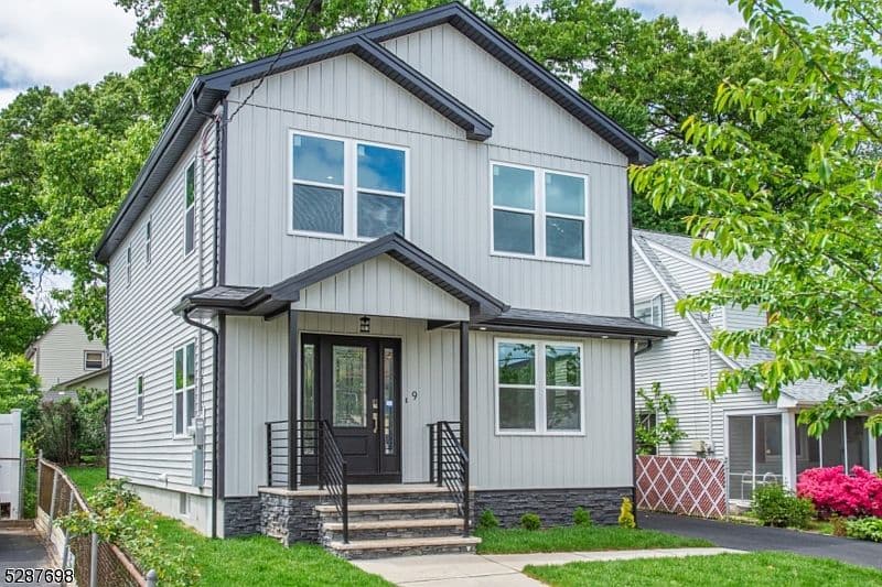 Home built by Tailor Brothers Construction at 9 HARRINGTON RD