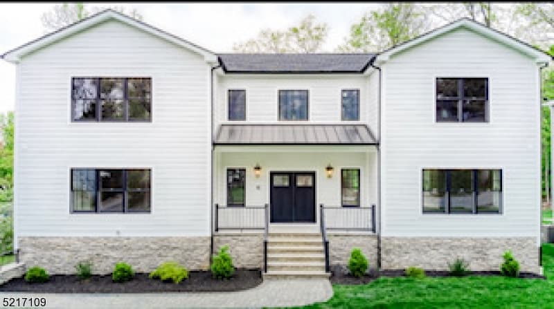 Home built by DAS Builders1 at 15 KEARNY TER