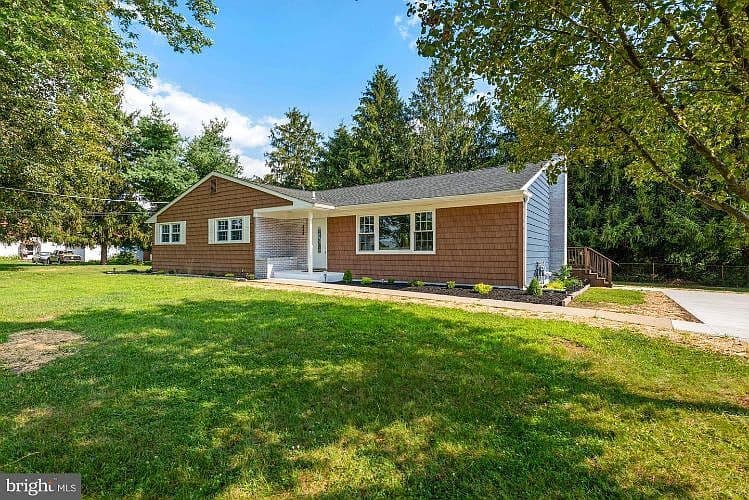 Home built by Cloud 9 Homes at 448 BISHOP RD